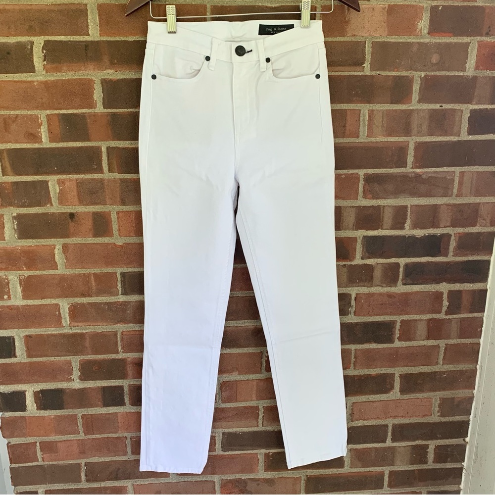 Rag & Bone White cigarette Jeans Women’s Size 25 in NEW. In great new condition